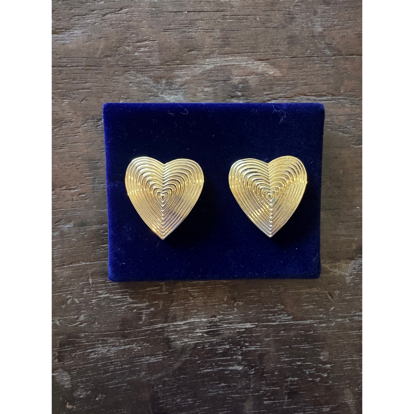 Gold Heart Ridged Earrings