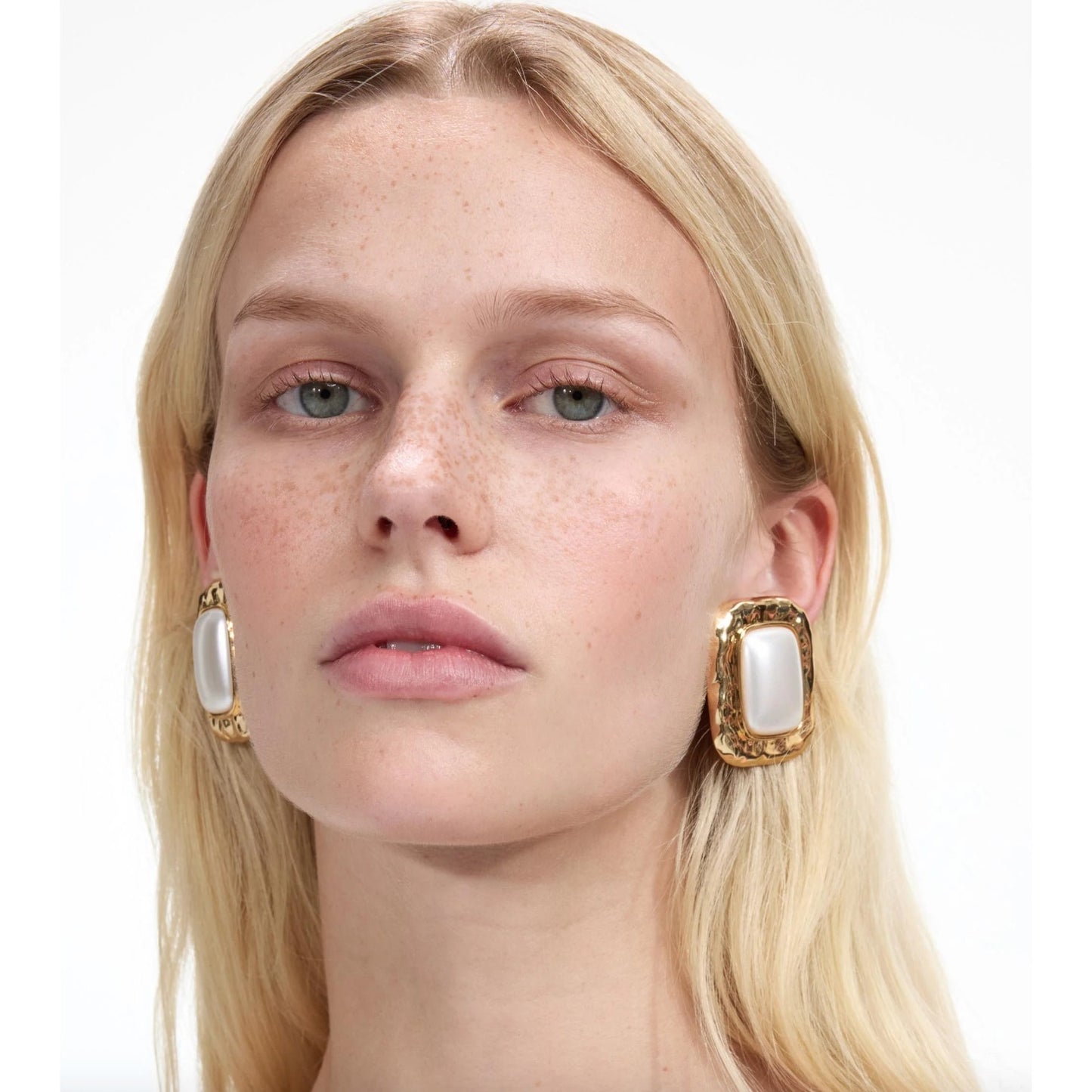 Mottled Gold Pearl Earrings