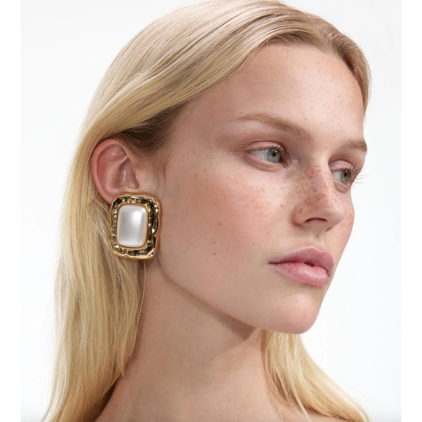 Mottled Gold Pearl Earrings