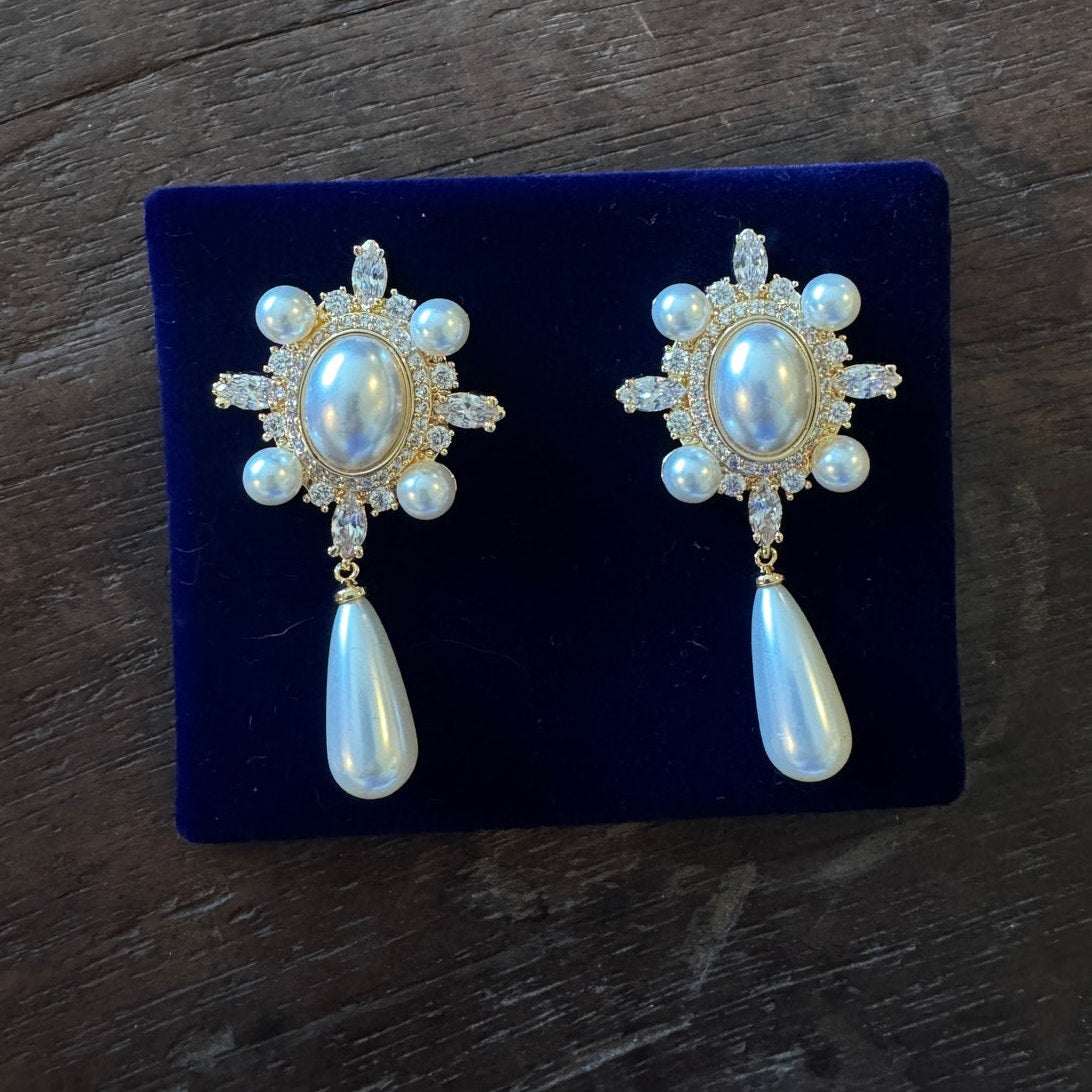 Gold Pearl Droplet Earrings