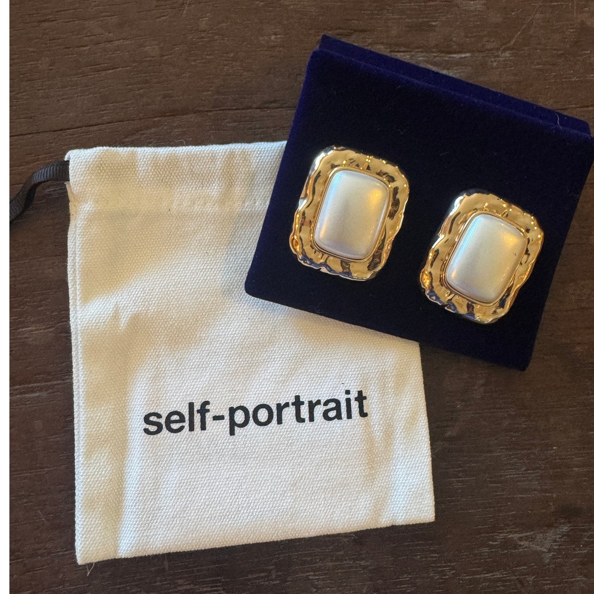 Mottled Gold Pearl Earrings