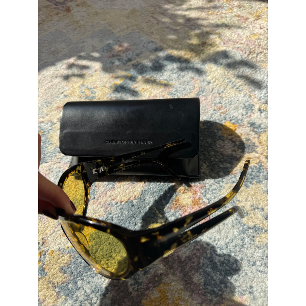 Uma 98 Sunglasses in Hella