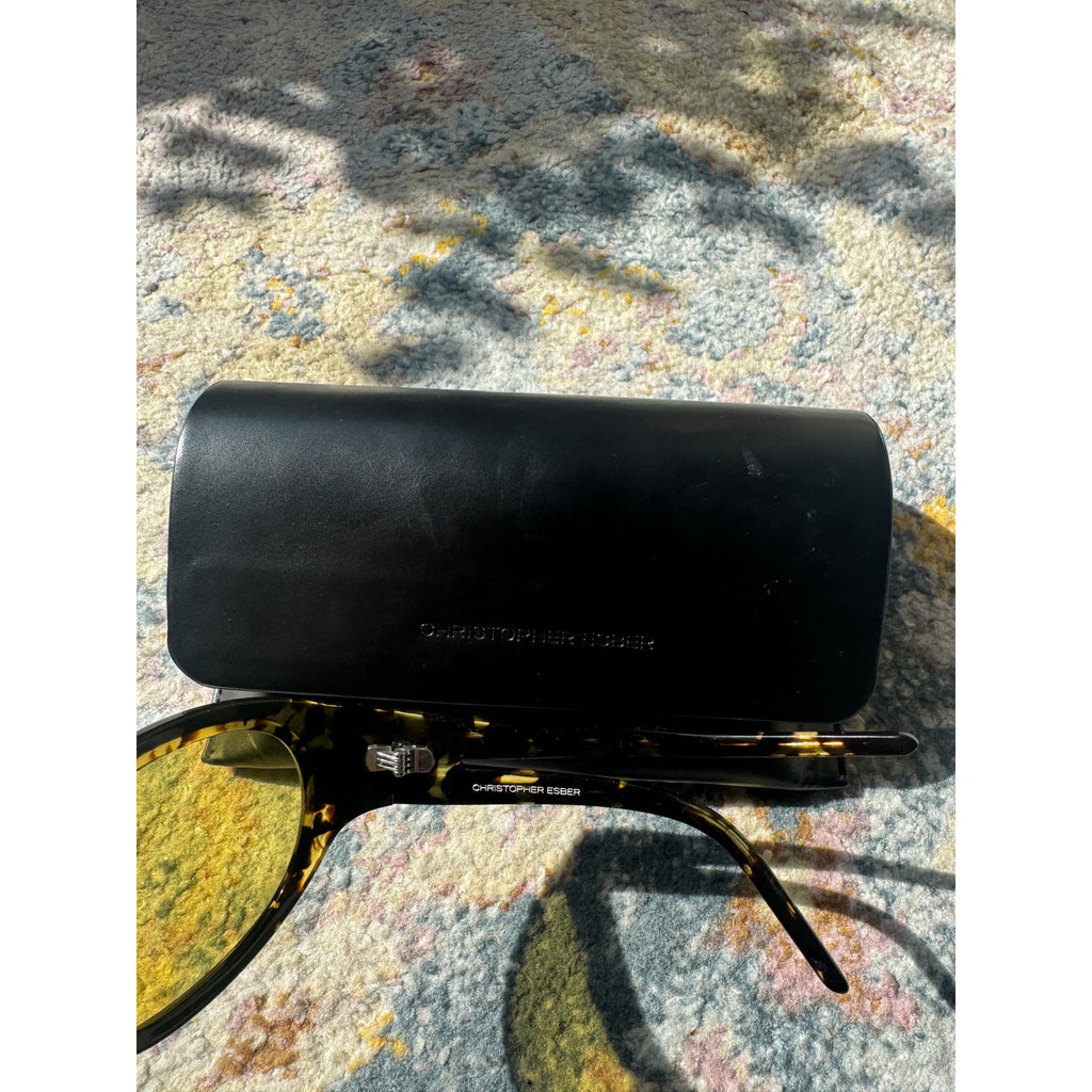 Uma 98 Sunglasses in Hella