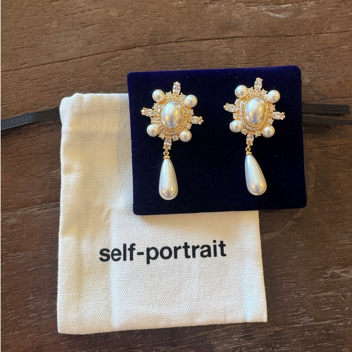 Gold Pearl Droplet Earrings