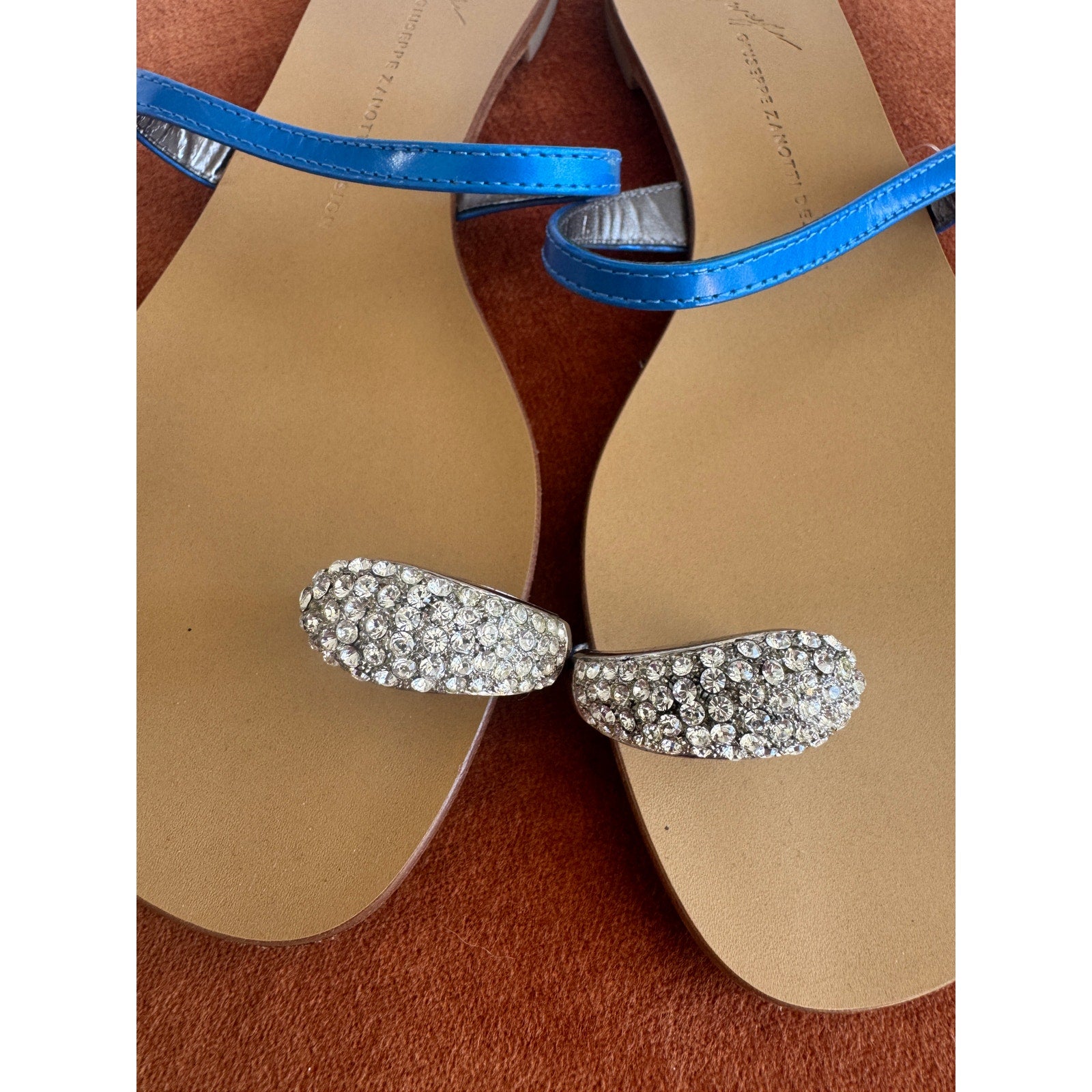 Swarovski Crystal-Embellished Toe Ring Metallic Leather Sandals