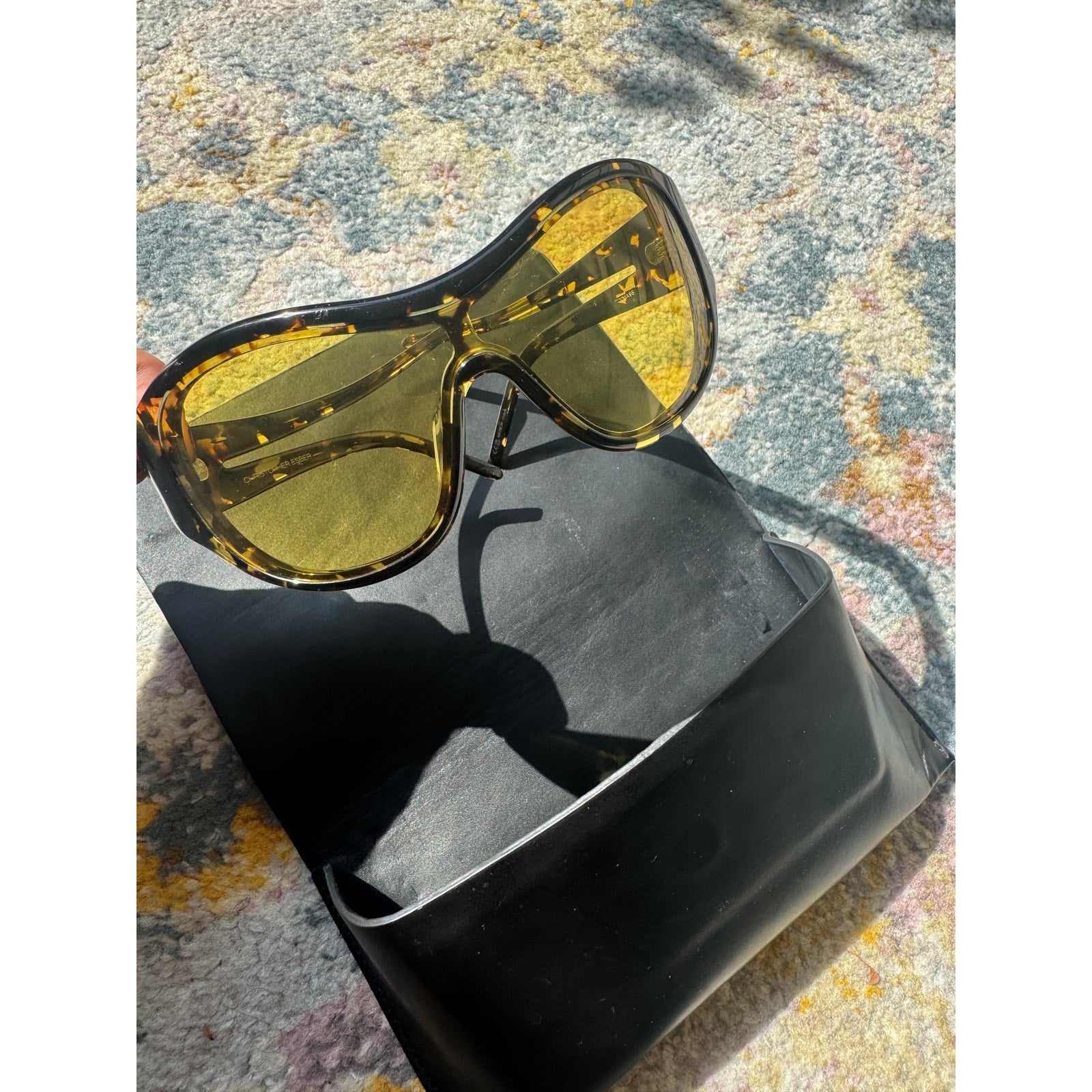 Uma 98 Sunglasses in Hella