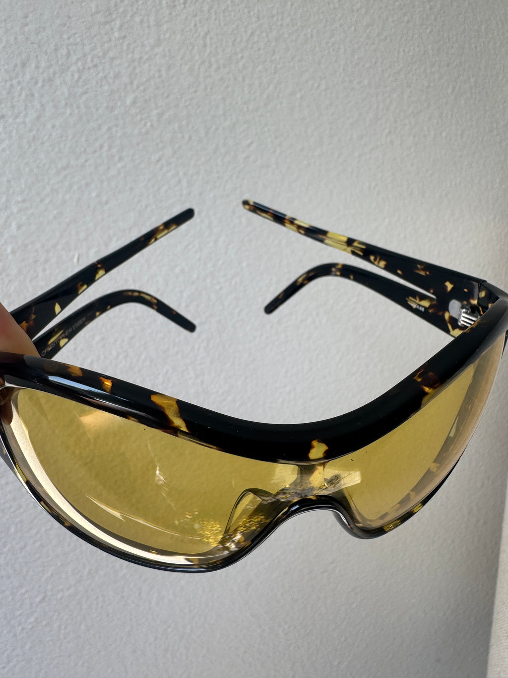 Uma 98 Sunglasses in Hella