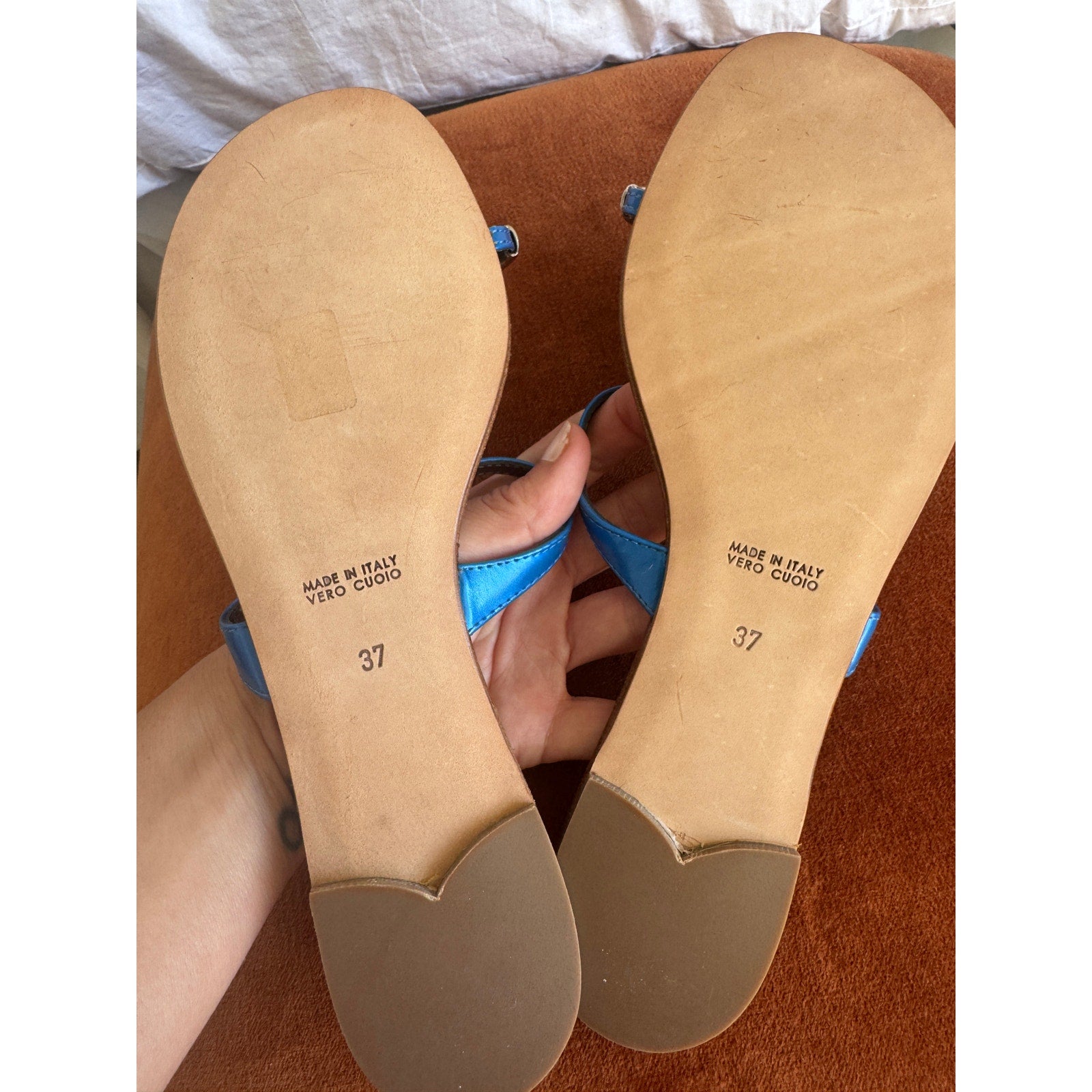 Swarovski Crystal-Embellished Toe Ring Metallic Leather Sandals